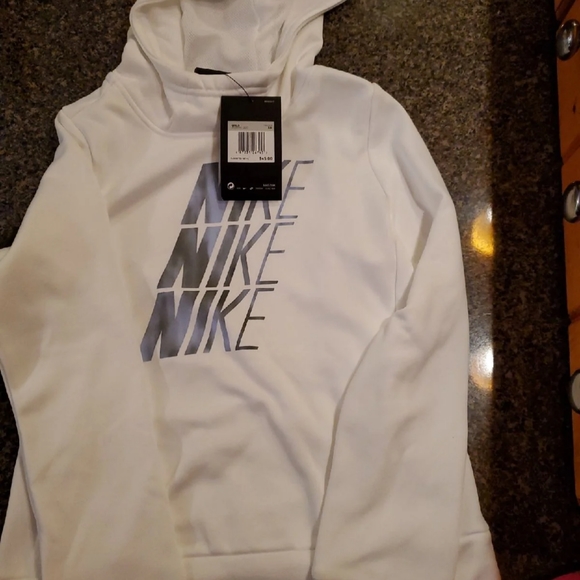 NWT Nike Kids Athletic Bundle - Picture 3 of 10